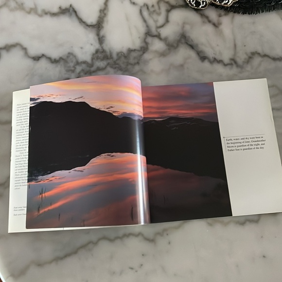 “Dancing Colors- Paths of Native American Women” Book - Picture 5 of 5